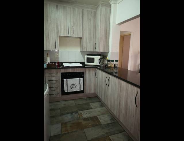 0 BEDROOM APARTMENT FOR SALE IN ROODIA